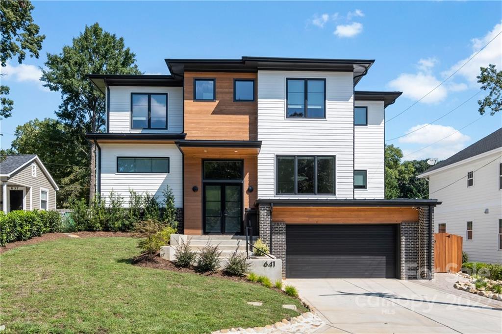 641 Ideal Way Charlotte NC 28203