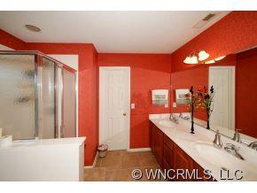 324 Walnut Crest Road Fletcher NC 28732