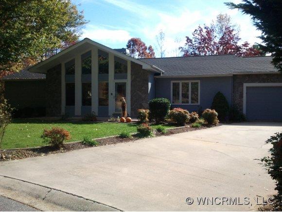 13 Holly Ridge Court Arden NC 28704