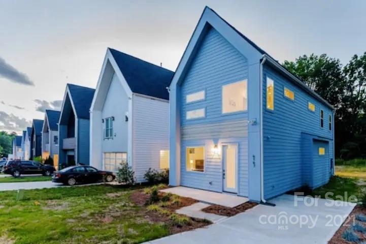 4147 Merlane Drive Charlotte NC 28206