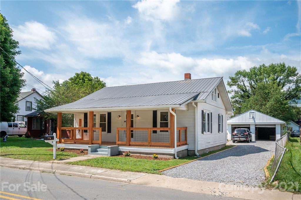 1226 Brown Avenue Waynesville NC 28786