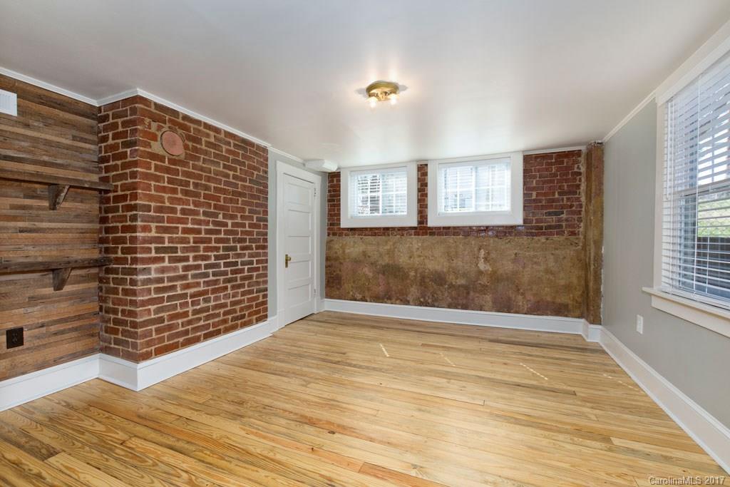 52 Tremont Street Asheville NC 28806