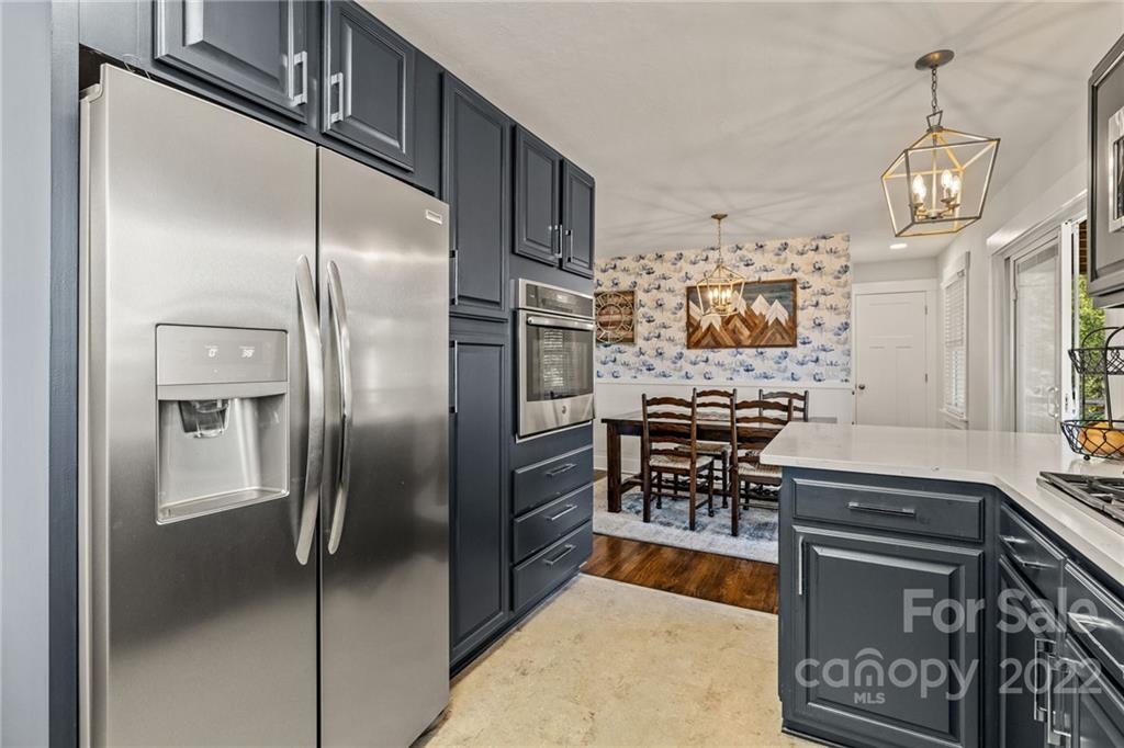 33 Skyland Circle Asheville NC 28804