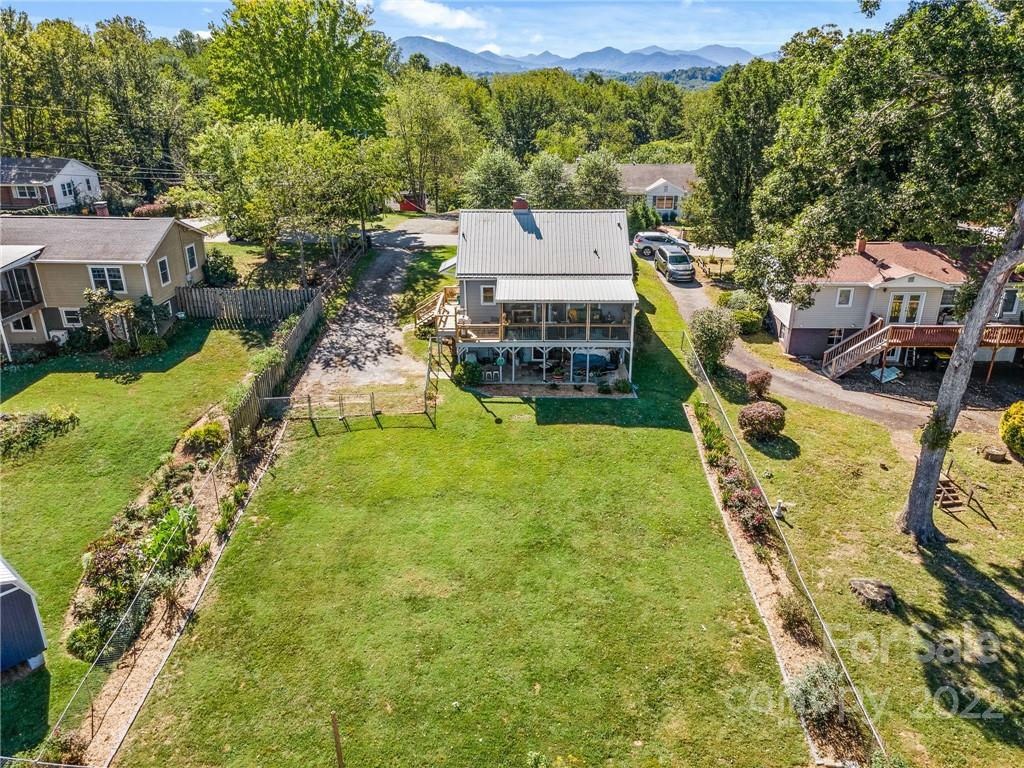 33 Skyland Circle Asheville NC 28804