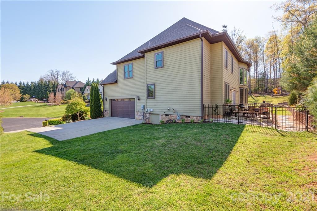 1 Sterling Run Drive Fletcher NC 28732