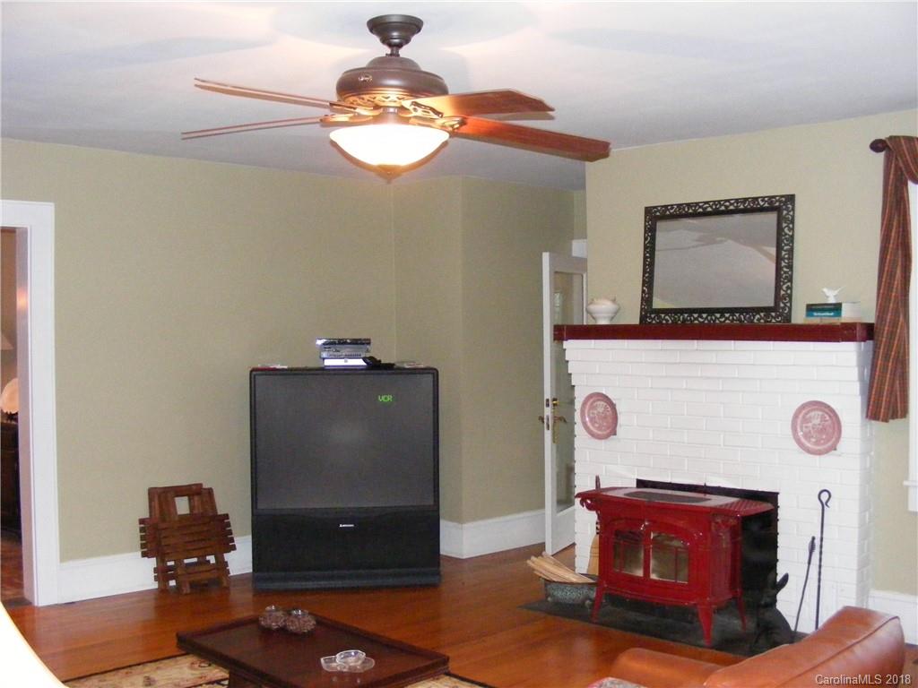 254 Bailey Road Candler NC 28715