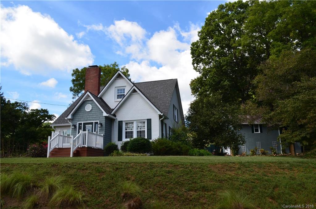 254 Bailey Road Candler NC 28715