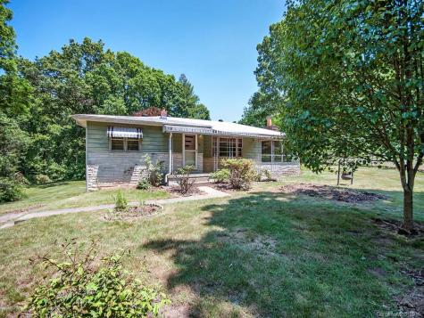 21 Deleuil Drive Asheville NC 28806