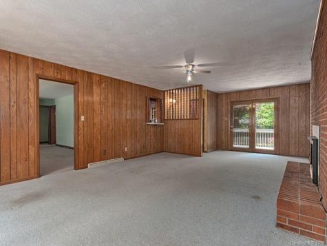 21 Deleuil Drive Asheville NC 28806