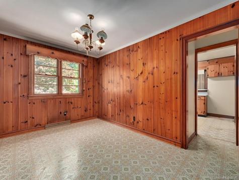 21 Deleuil Drive Asheville NC 28806