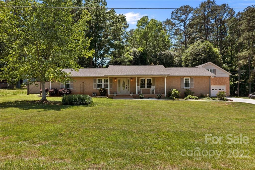 526 Tripolis Street SE Concord NC 28025