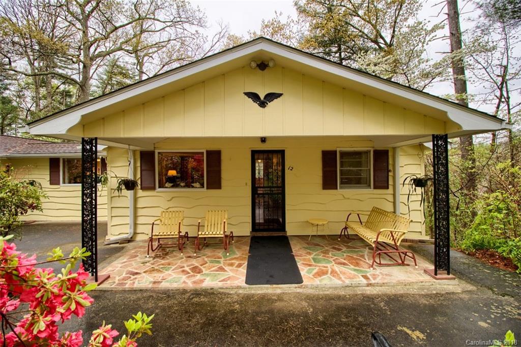 12 Toms Park Circle Hendersonville NC 28739
