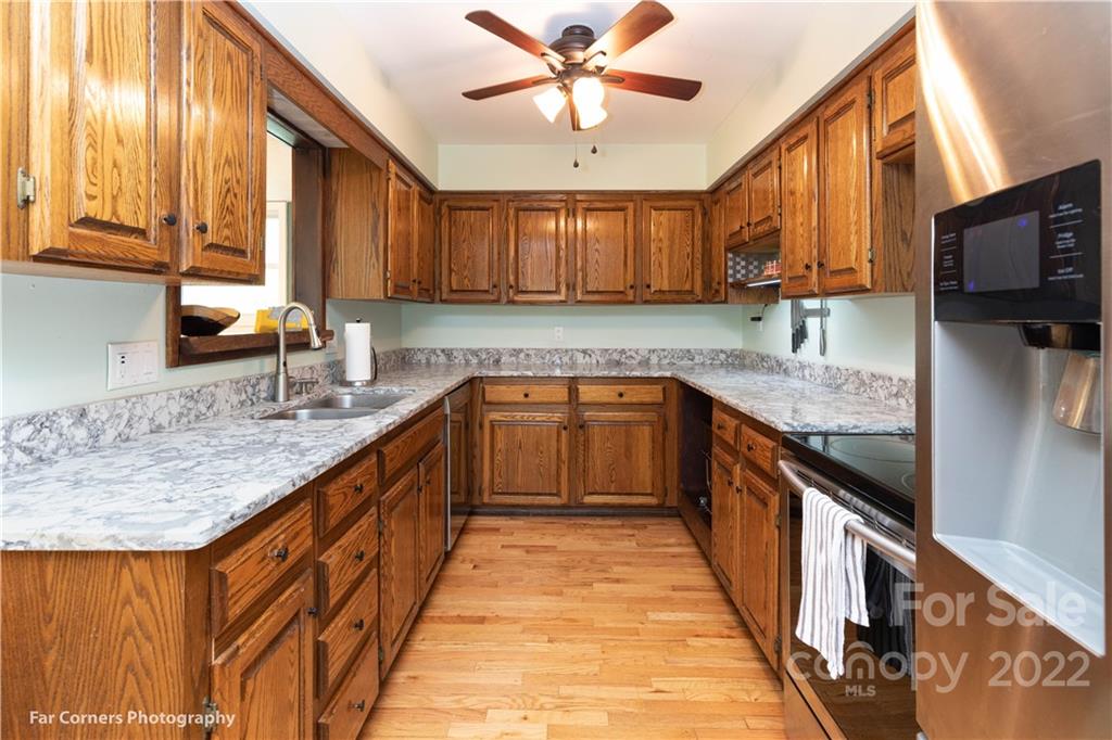 27 Leisure Mountain Road Asheville NC 28804