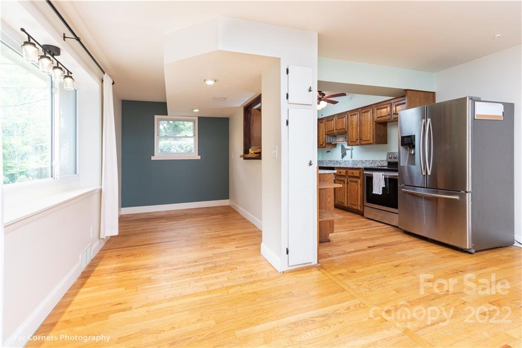 27 Leisure Mountain Road Asheville NC 28804
