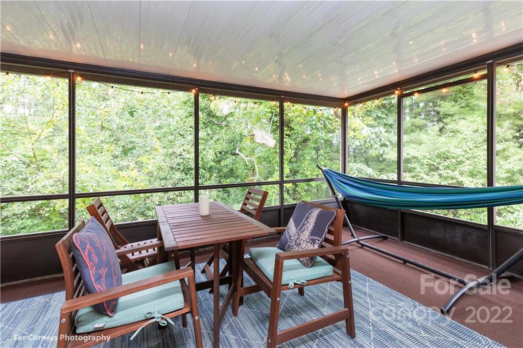 27 Leisure Mountain Road Asheville NC 28804