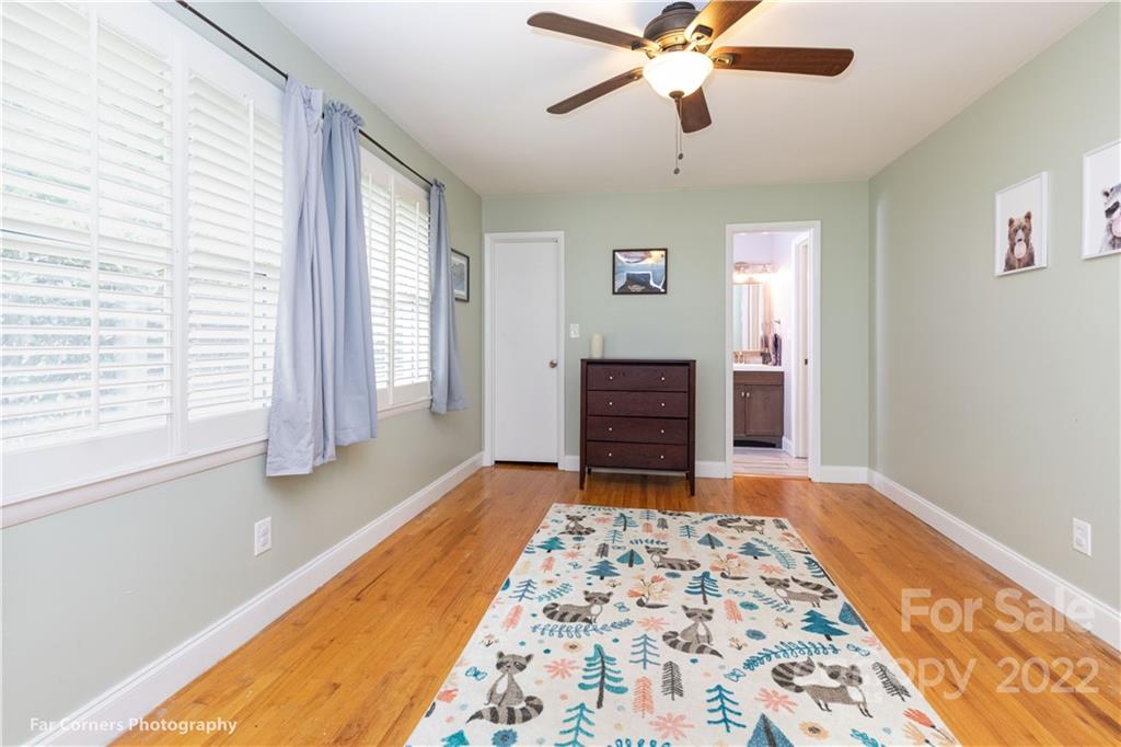 27 Leisure Mountain Road Asheville NC 28804