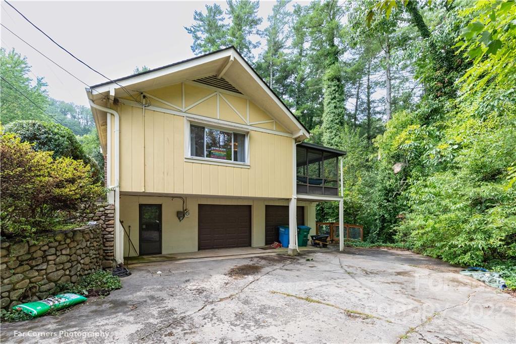27 Leisure Mountain Road Asheville NC 28804