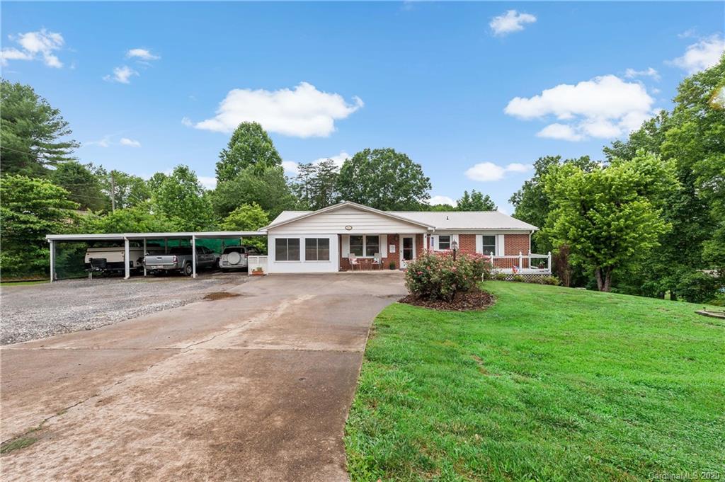 827 Veterans Drive Marion NC 28752