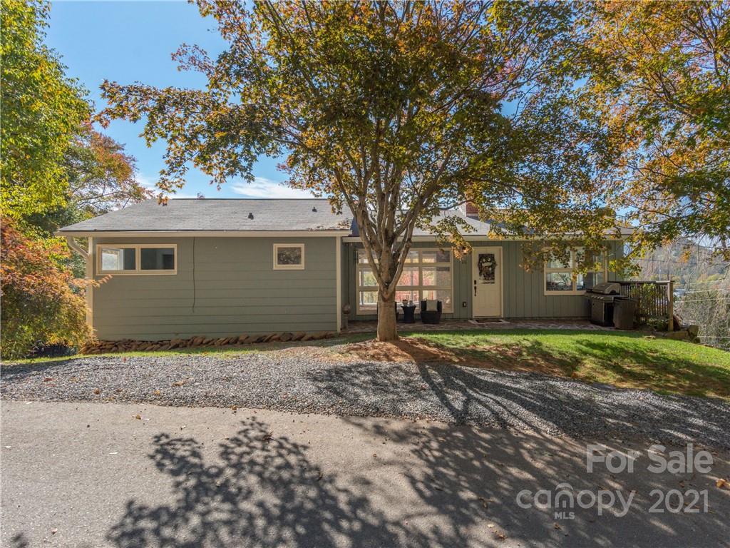 26 Grimball Drive Waynesville NC 28786