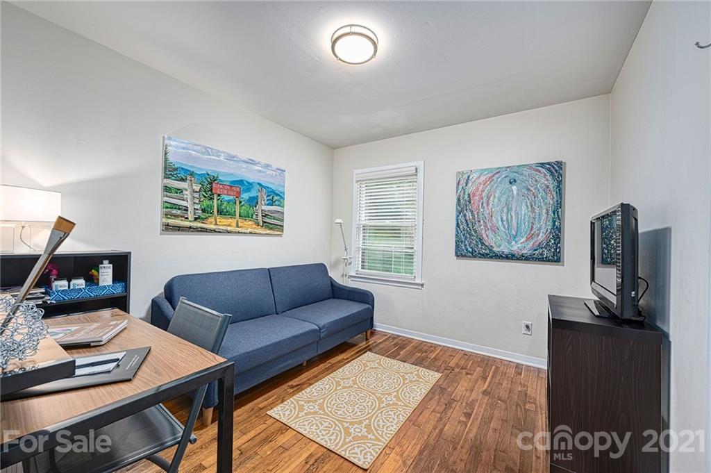 16 Lowell Street Asheville NC 28803