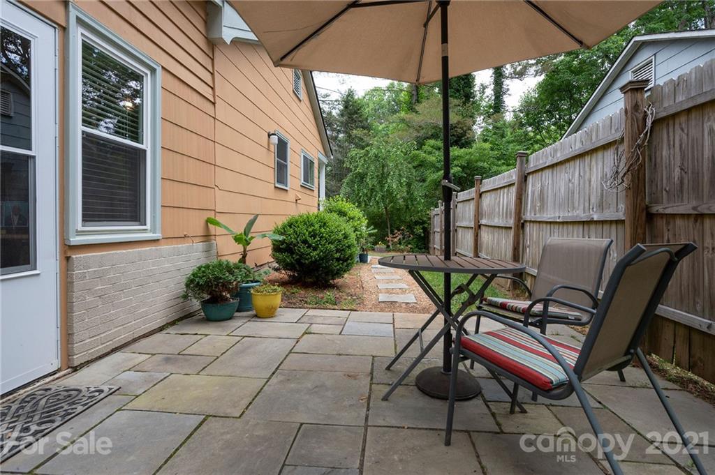 16 Lowell Street Asheville NC 28803