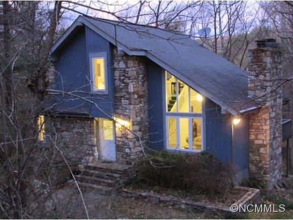 48 White Rose Lane Asheville NC 28804