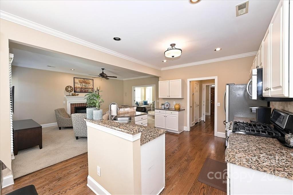 809 Celbridge Court Charlotte NC 28270