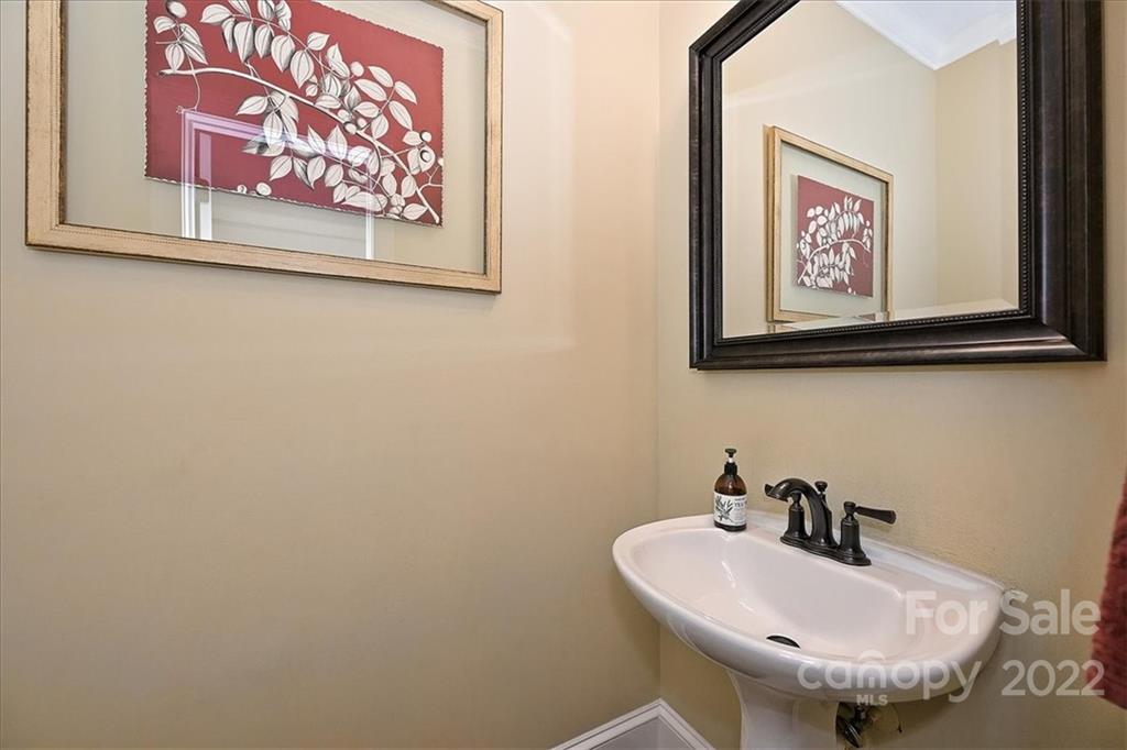 809 Celbridge Court Charlotte NC 28270