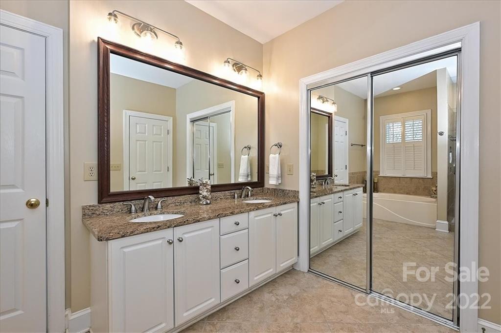 809 Celbridge Court Charlotte NC 28270