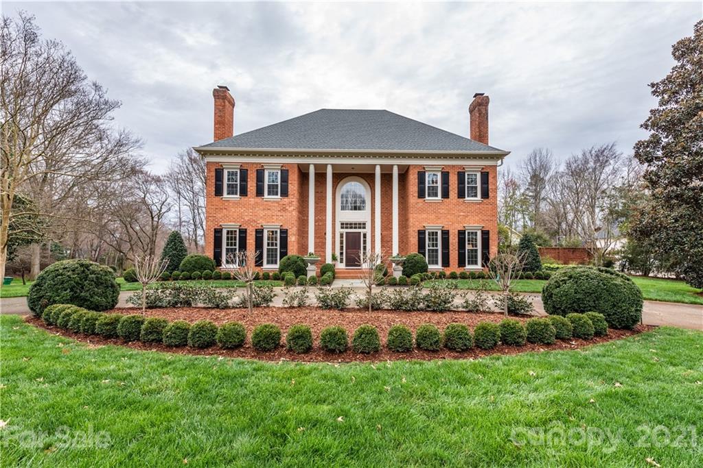 6733 N Baltusrol Lane Charlotte NC 28210