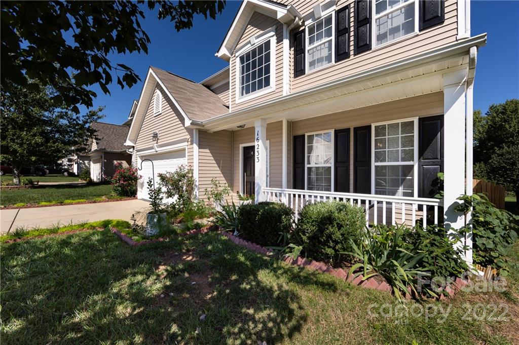 16233 Raptor Court Charlotte NC 28278
