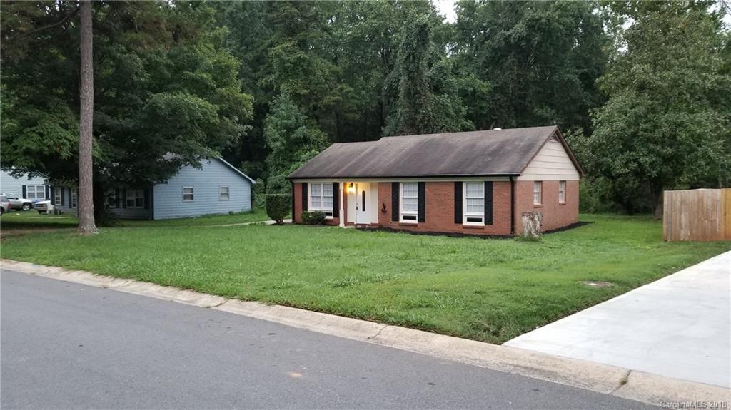 4714 Farm Pond Lane Charlotte NC 28212
