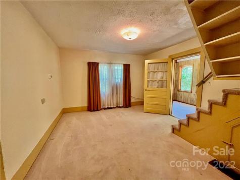 34 Bobo Drive Fairview NC 28730