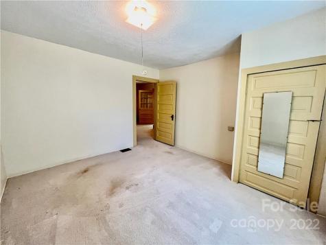 34 Bobo Drive Fairview NC 28730