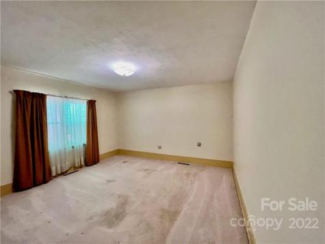 34 Bobo Drive Fairview NC 28730