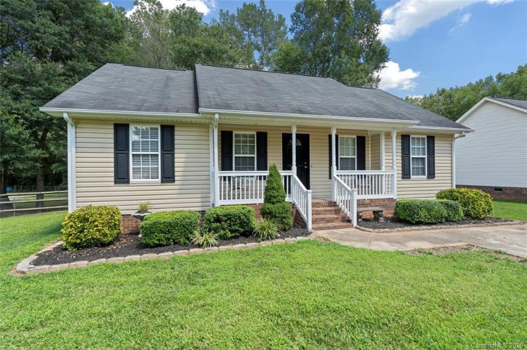 301 Hill Street Mount Holly NC 28120