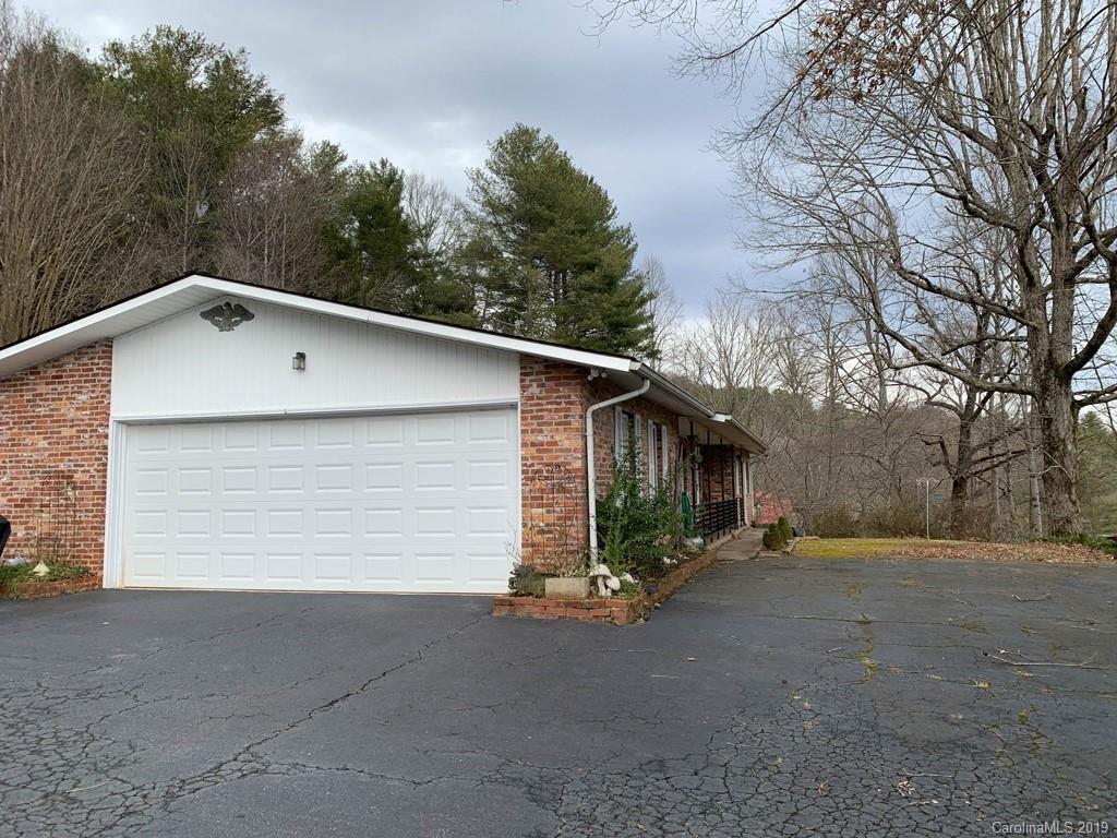 224 Good Neighbor Lane Brevard NC 28712