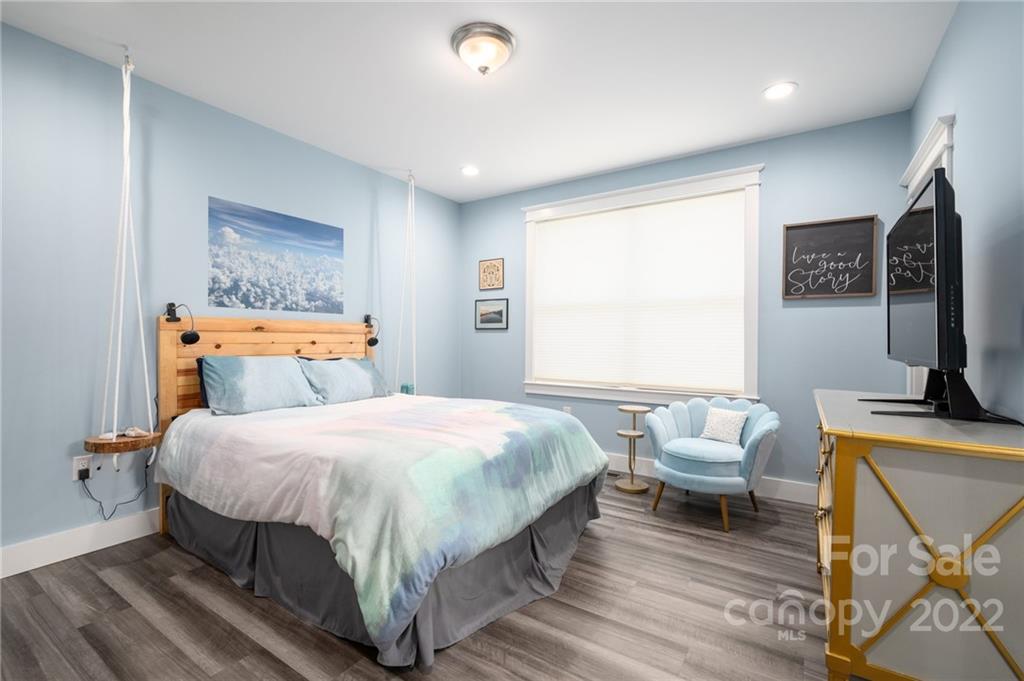1119 Blueview Drive Black Mountain NC 28711
