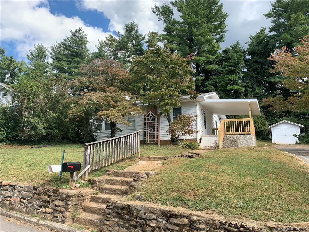 80 Craig Circle Asheville NC 28805