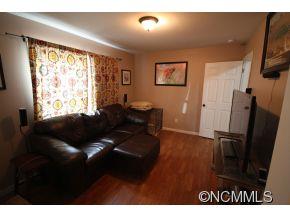 24 Shelburne Drive Asheville NC 28806