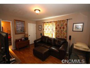 24 Shelburne Drive Asheville NC 28806
