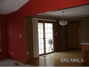 213 Meadow Run Extension Asheville NC 28806