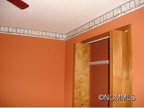 213 Meadow Run Extension Asheville NC 28806