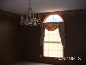213 Meadow Run Extension Asheville NC 28806