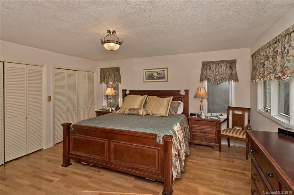 360 Hunt Estates Drive Waynesville NC 28786