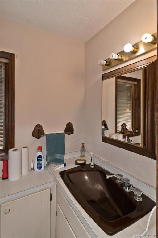 360 Hunt Estates Drive Waynesville NC 28786
