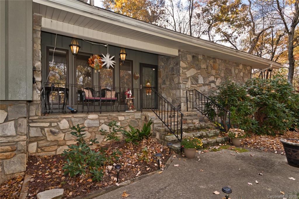 360 Hunt Estates Drive Waynesville NC 28786