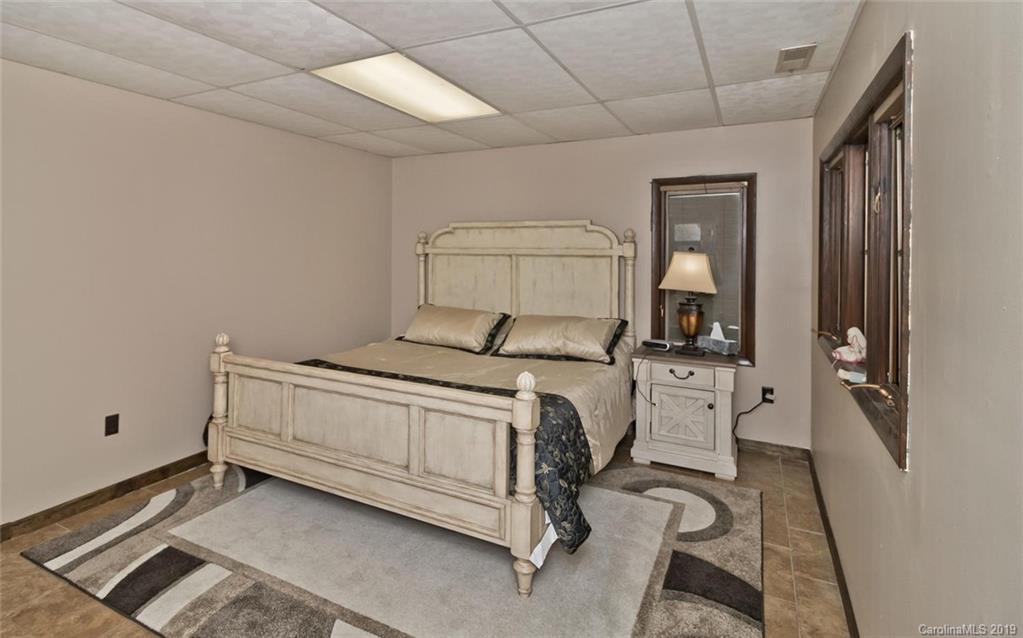 360 Hunt Estates Drive Waynesville NC 28786