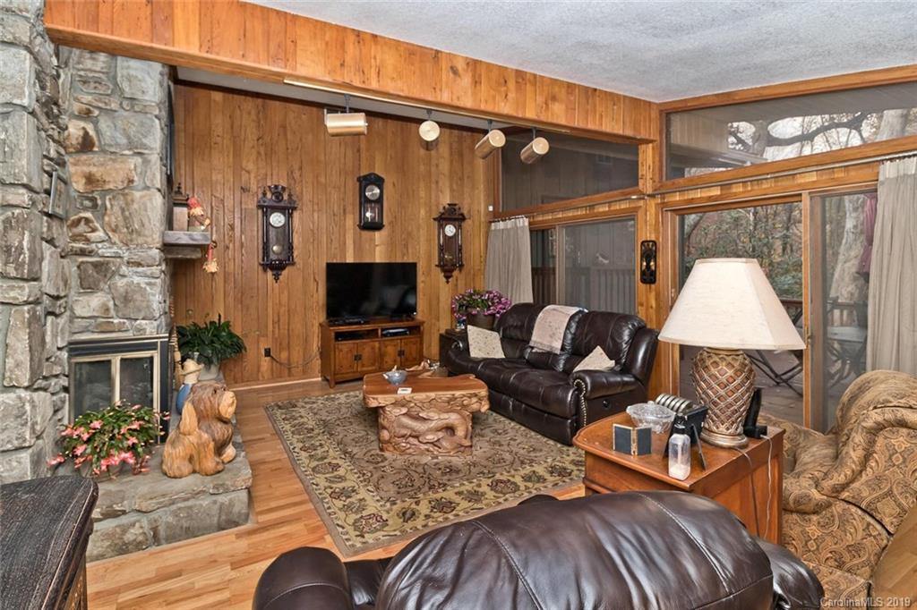 360 Hunt Estates Drive Waynesville NC 28786