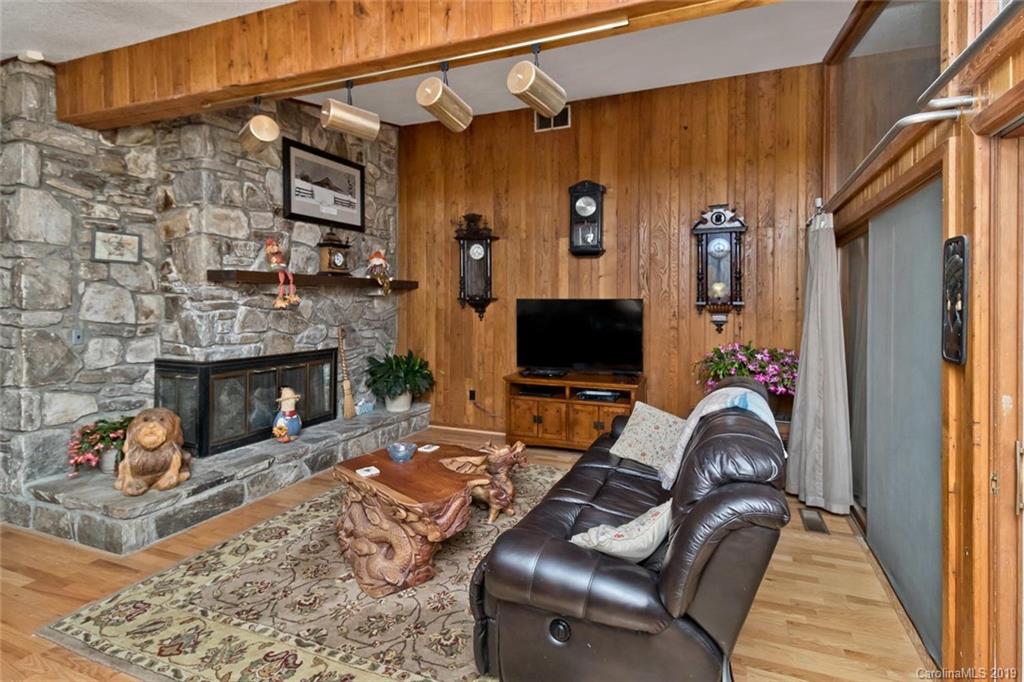360 Hunt Estates Drive Waynesville NC 28786